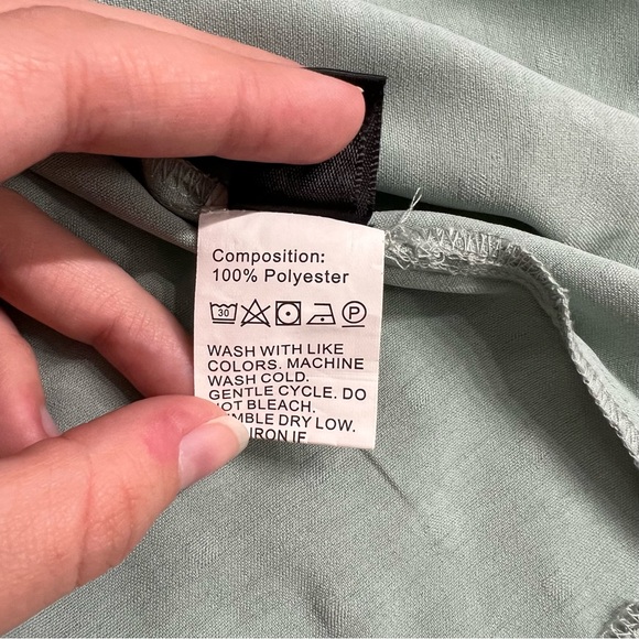 SHEIN Swiss Dot Button Detail Latern Sleeve Peplum Blouse Mint Green size Small - Picture 9 of 11